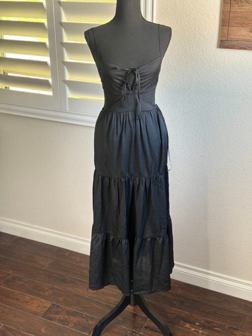 Princess Polly Black Tiered Maxi Dress Cutout Tie Back Size 4